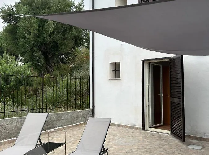 Loren Alojamento de Acomodação e Pequeno-almoço Praia a Mare